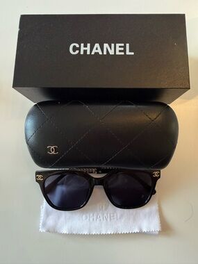 CHANEL Black Sunglasses with Gold CC Accents
